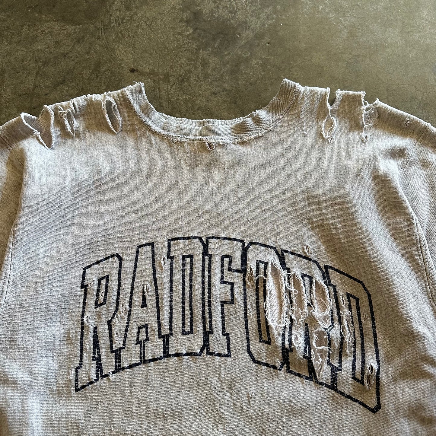 1990s Thrashed Radford University Champion Reverse Weave Crewneck